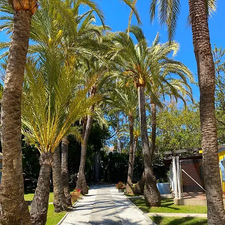 Cortijo La Saleta Banus Апартаменты *
