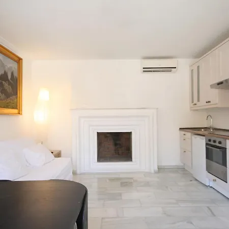 Апартаменты Cortijo La Saleta Banus *