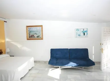 Апартаменты Cortijo La Saleta Banus *
